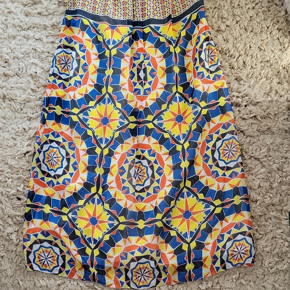 Colorful Geometric Pattern Dress - Picture 2 of 3